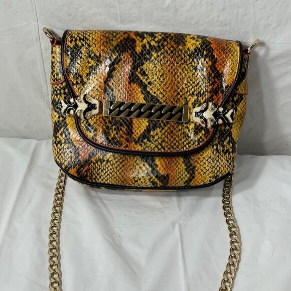 Scene snakeskin snake head crossbody purse - Picture 14 of 16